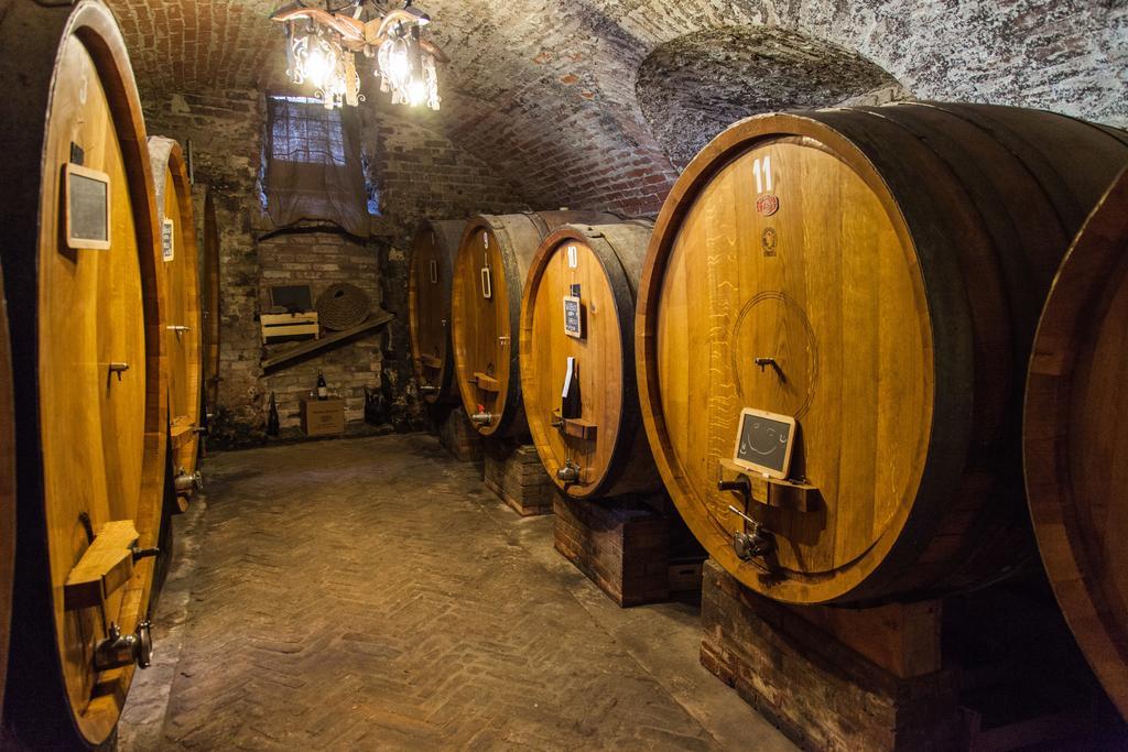 Cascina Arcangelo Raffaele Verduno Exterior foto